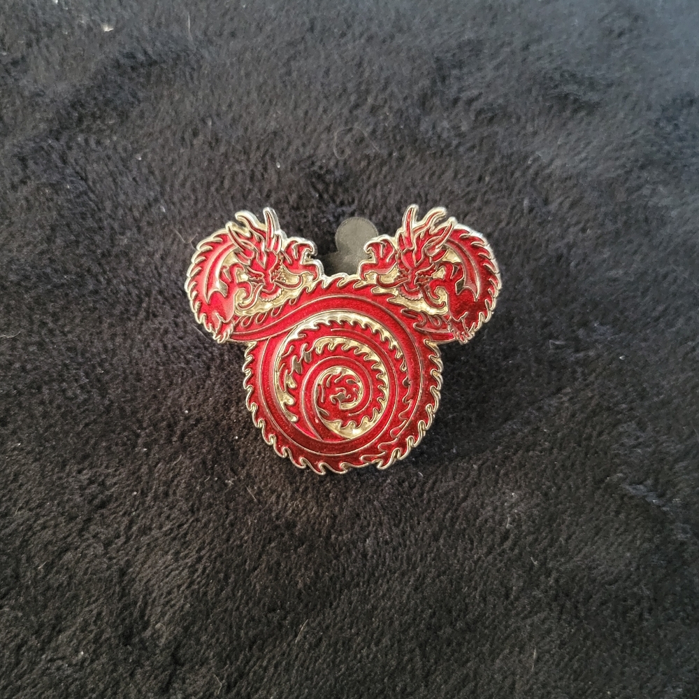 Disney Pins - Picture 7 of 16
